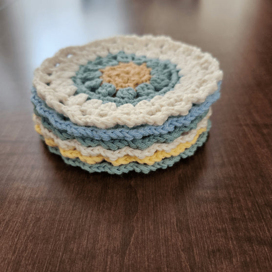 

Spring Mandala - Platzdeckchen- und Untersetzer-Set
5