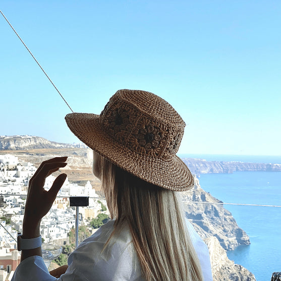 

Gänseblümchen-Boater-Hut
5