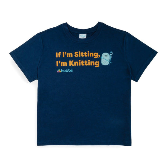 Sitting Knitting T-shirt - Yarniis (Limited Edition) - Hobbii