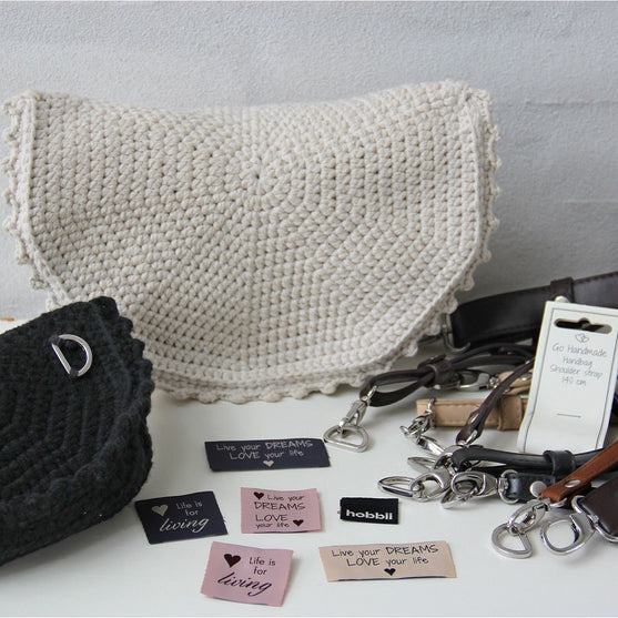 

Crossbody/Belt Bag
5