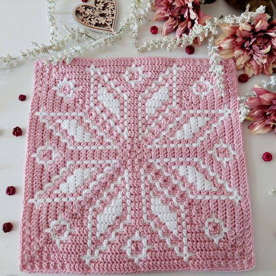 

Glorious Bloom - Quadrat
4