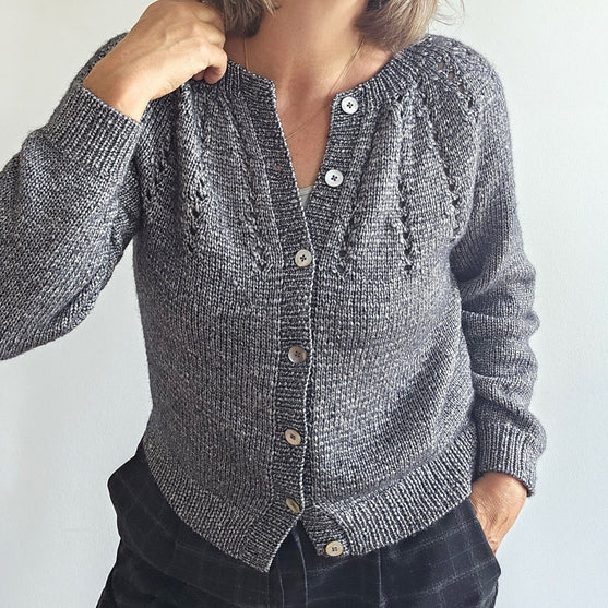 

Valdis - Cardigan
3