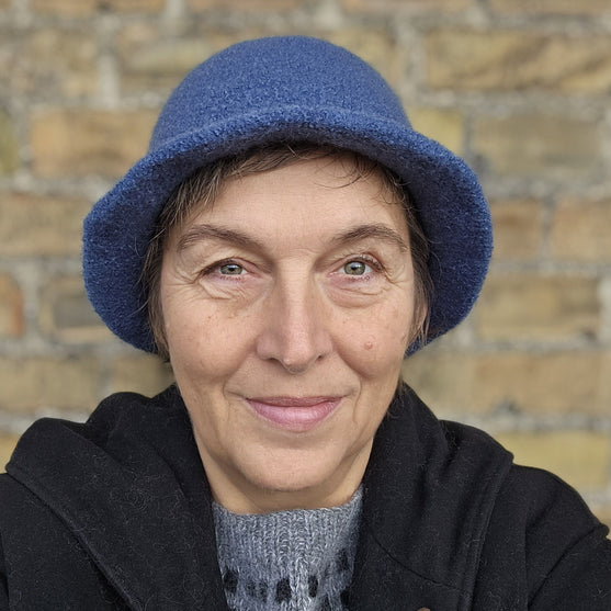 

My Hat - Einfarbiger Hut
1