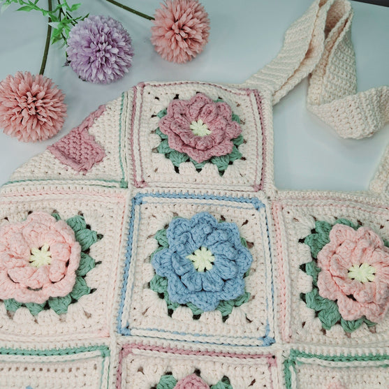 

Hearts in Bloom - Tasche
2