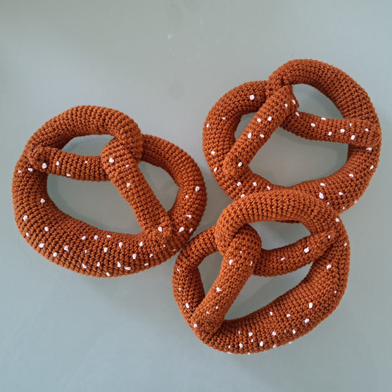 

Brot – Brötchen, Sauerteigbrot und Brezel
3