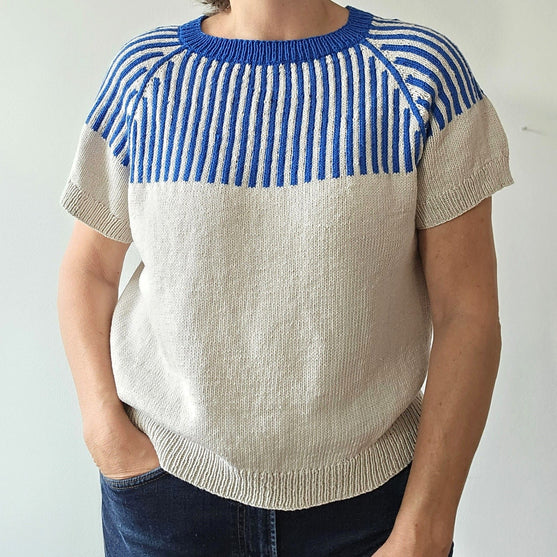 

Blå Linjer - T-Shirt
1