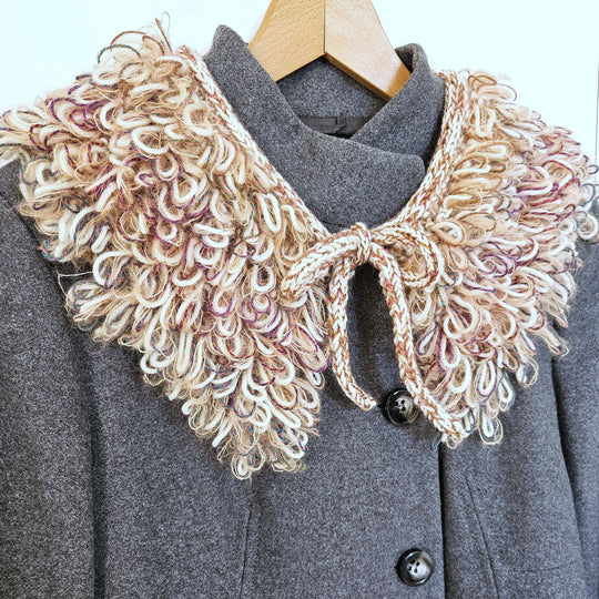 Den Glade Krave - Zierkragen mit Schlaufenmaschen