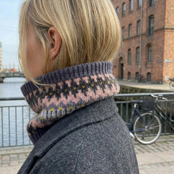 

Dorthea - Halswärmer
3