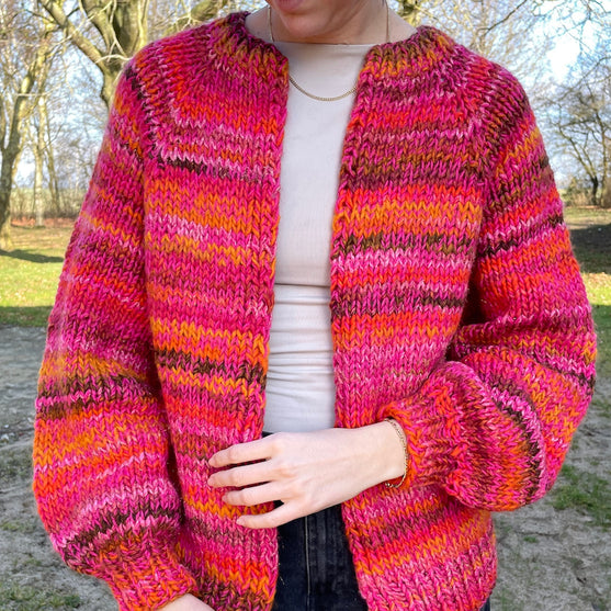 

Ultra Easy Basic Cardigan
1