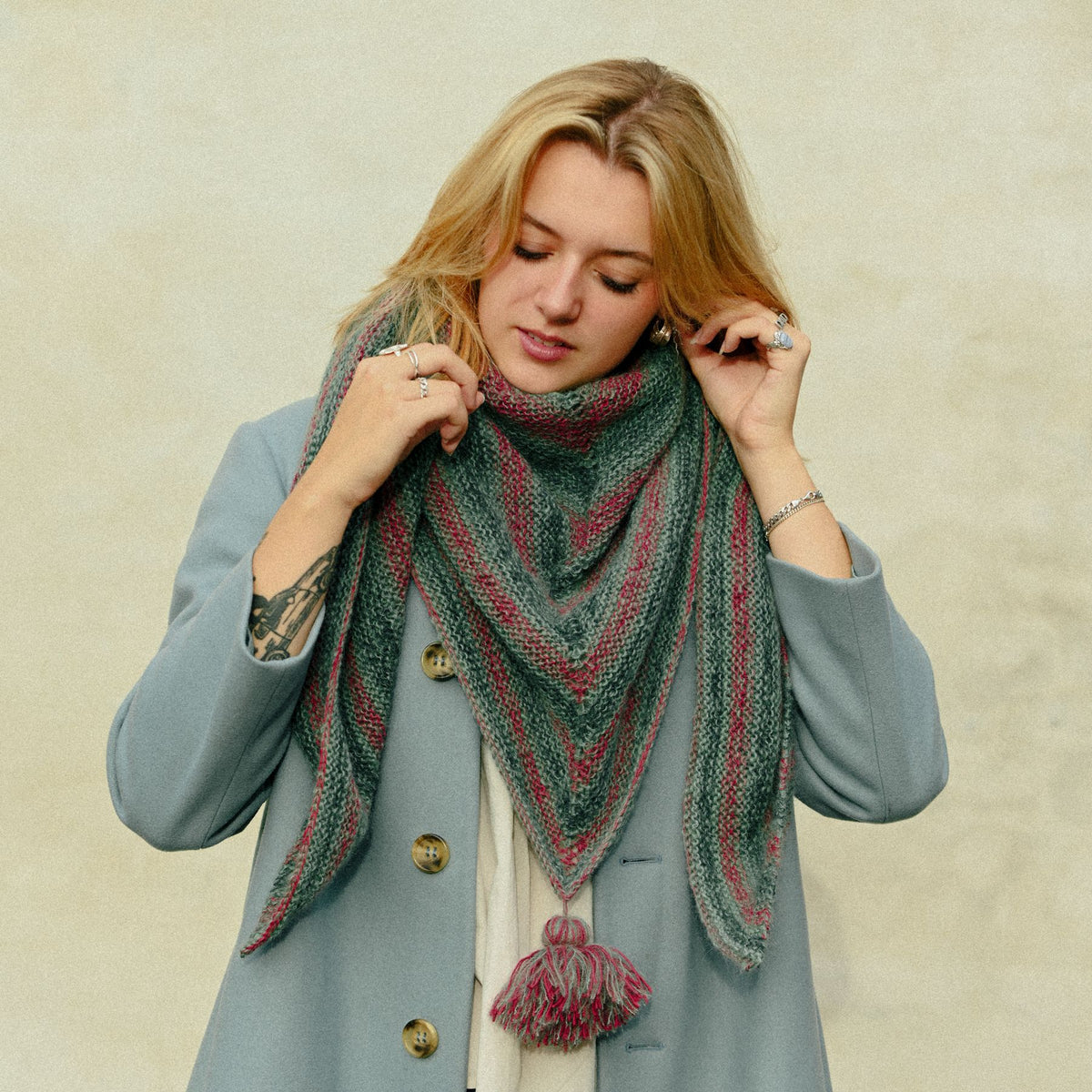 Spinel_Shawl_Christmas_Universe-24.jpg