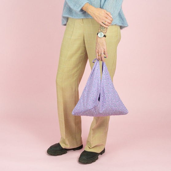 

Bento Tasche – Floral - Hobbii
2