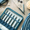 

Betula austauschbares Rundstricknadel-Set Deluxe – Cerulean - Hobbii
11