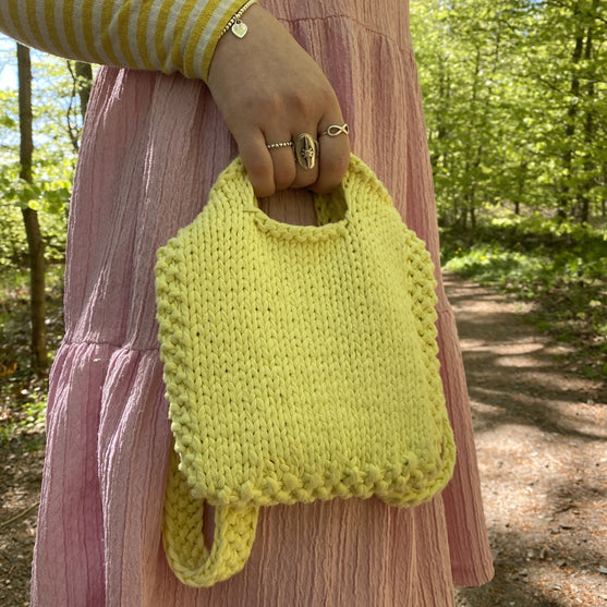 

Simple Crossbody Bag - Tasche
2