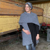

Fluffy Hygge - Poncho
2