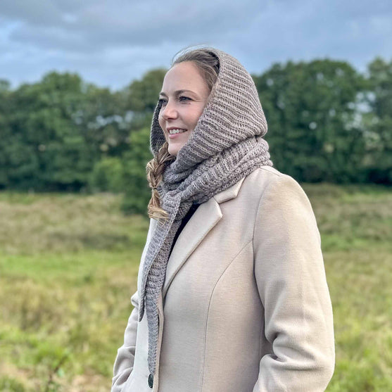 

Hoodie-Schal
11