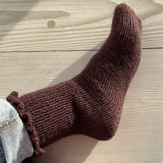 Ultra Easy Ruffle Socks - Socken