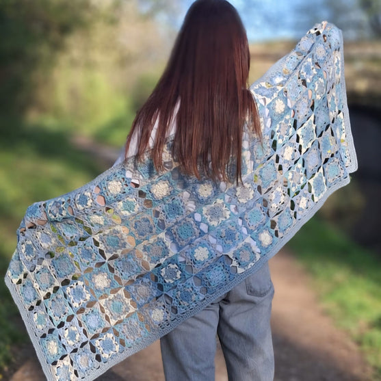 

Harmony - Schultertuch
2