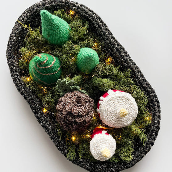 

Weihnachtliche Tischdekoration
5