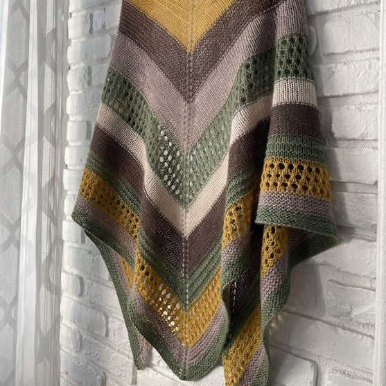 

Outfoxed - Schultertuch
6