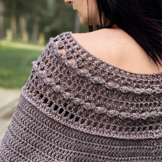 

Chantilly - Pullover
4