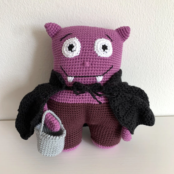 

Das Dracula-Monster Chuckie
1