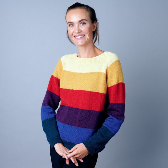 

June Regenbogen Pullover
1