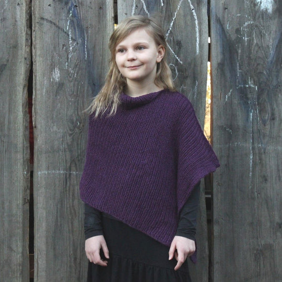 

Malene Kinder Poncho
1