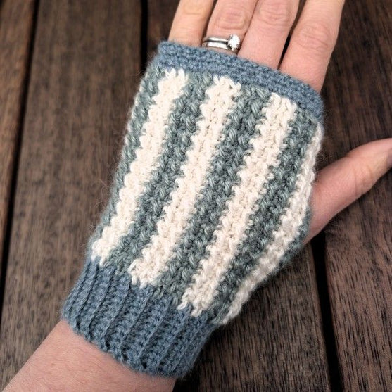

Snowy Mitts - Fingerlose Handschuhe
4