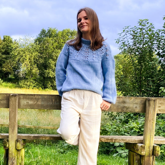 

Spring Waves - Pullover
2