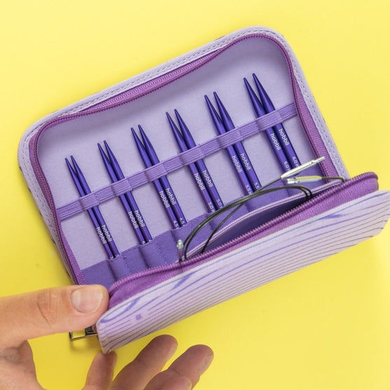 

Stellar Set Essential mit kurzen austauschbaren Rundstricknadeln – Amethyst - Hobbii
3