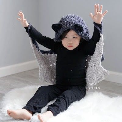 

Fledermaus-Kapuzenumhang
3